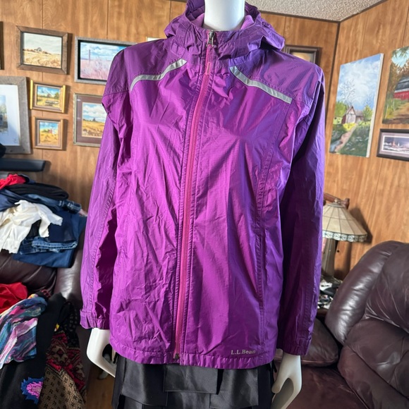 LL Bean Jacket - Picture 1 of 8